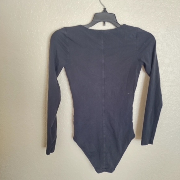Everlane v neck long sleeve black bodysuit sz S - Picture 5 of 8